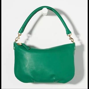 Clare V. Petit Moyen Messenger in Green